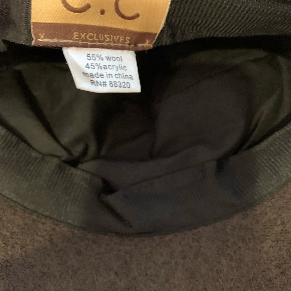 C.C. Exclusives Adjustable Hat w/ Flower Detail - Picture 4 of 7